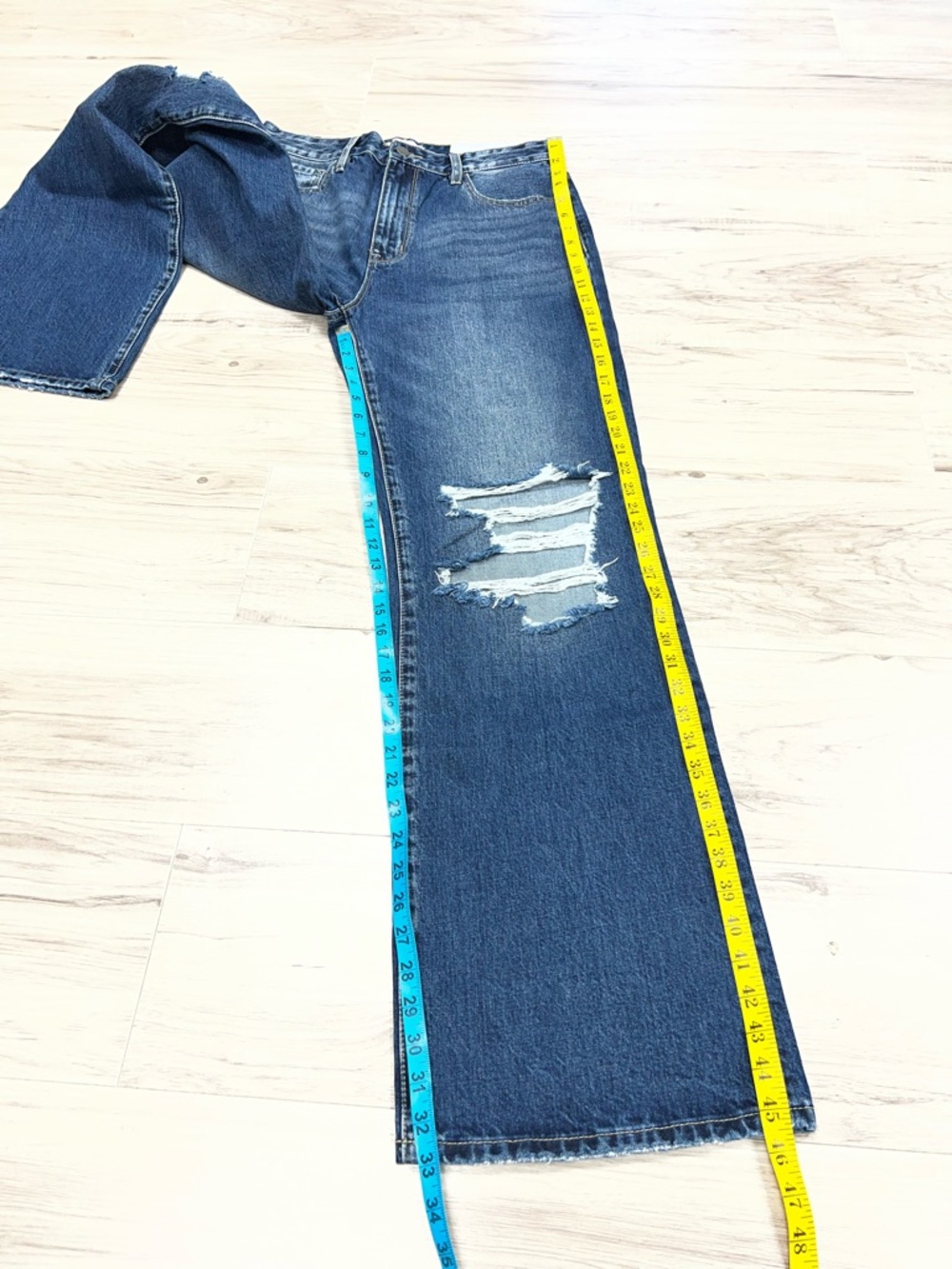 Petra 153 Straight Leg Boyfriend High Rise Distressed Jeans Blue Size 11/29 NWT - Picture 11 of 14